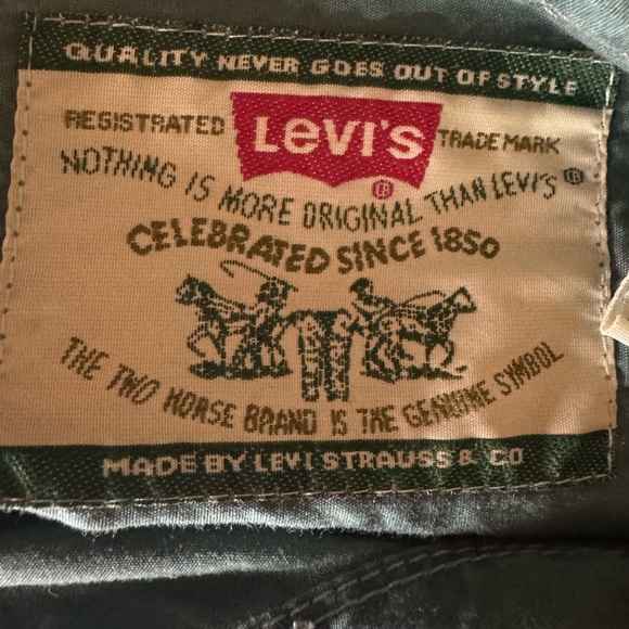 Vintage Levi’s white tab green long sleeve shirt Size XL 100% cotton - Picture 10 of 15